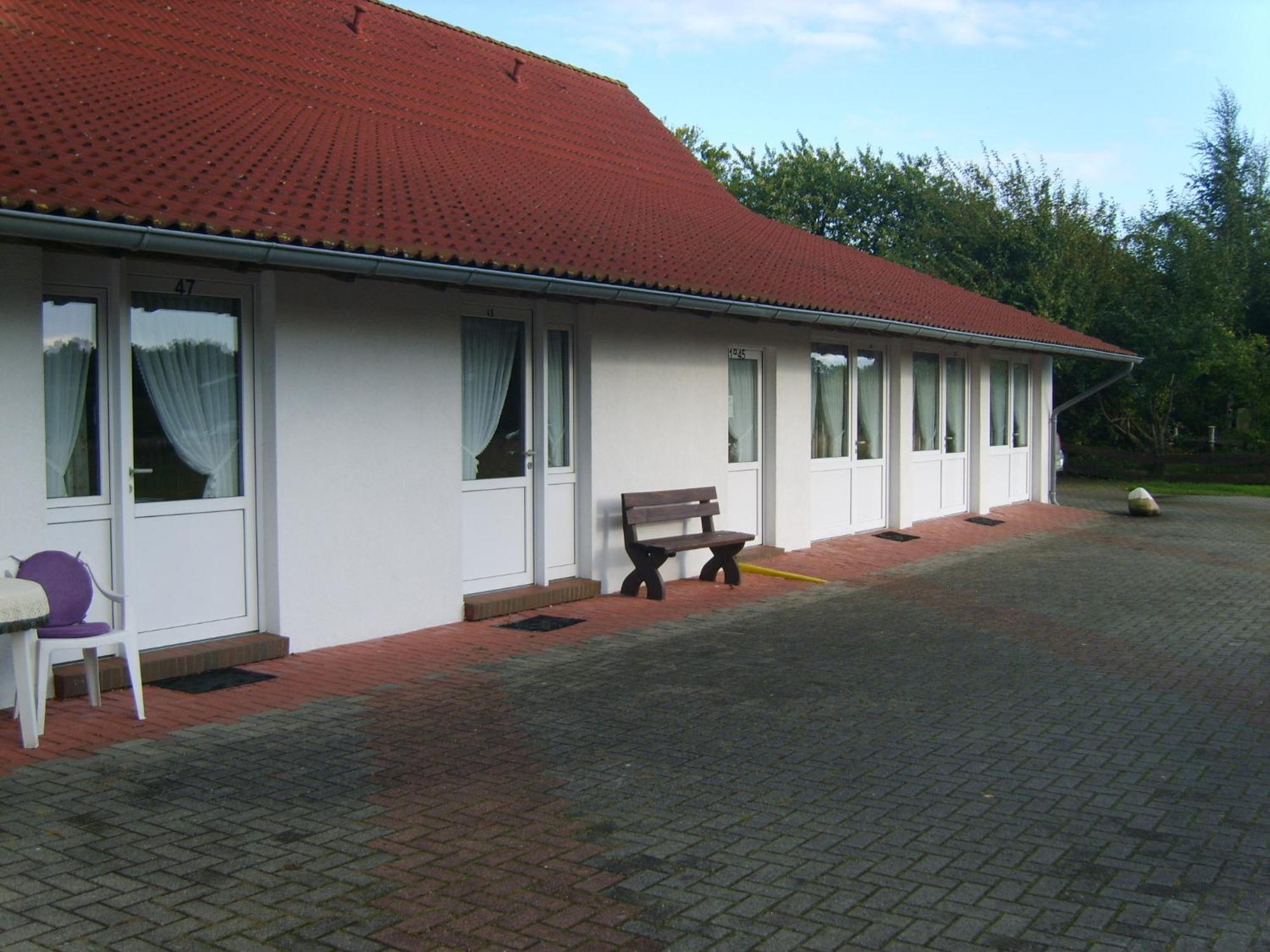 Hotel-Garni "Hof Von Hannover" Wittmund Bagian luar foto